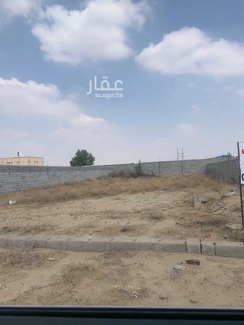 أرض للبيع في شارع ربيعة بن زرارة العتكي ، حي الخالدية ، بيش ، بيش 1 صورة
