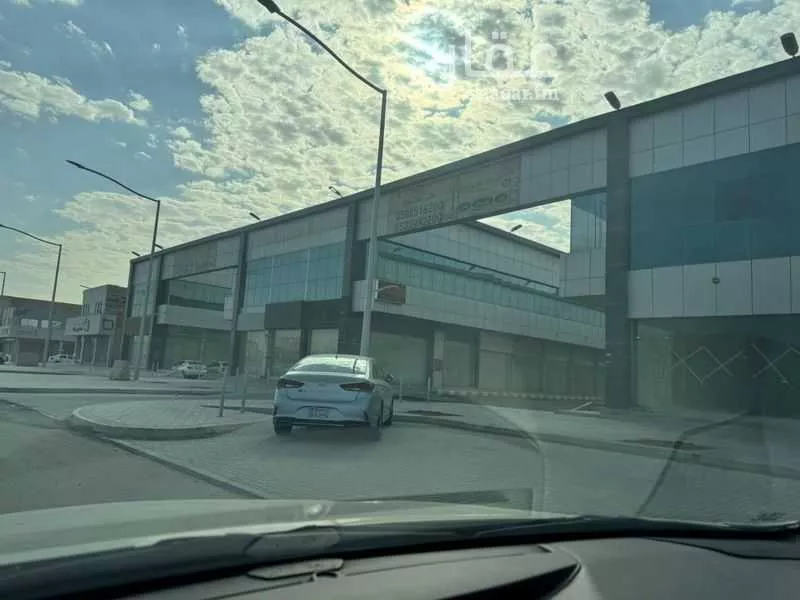 محل للإيجار في طريق الامير سعد بن عبدالرحمن الاول ، حي السعادة ، الرياض ، منطقة الرياض 1 صورة