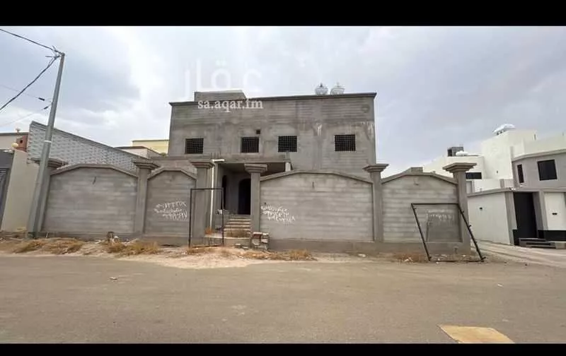 عمارة للبيع في شارع أسيرة بن عمرو الأنصاري ، العقيق ، العقيق 1 صورة