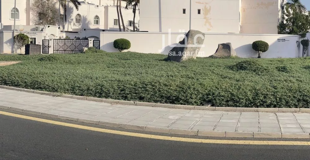 فيلا للإيجار في شارع الامام مالك, حي الروضة, مدينة جدة, منطقة مكة المكرمة 1 صورة