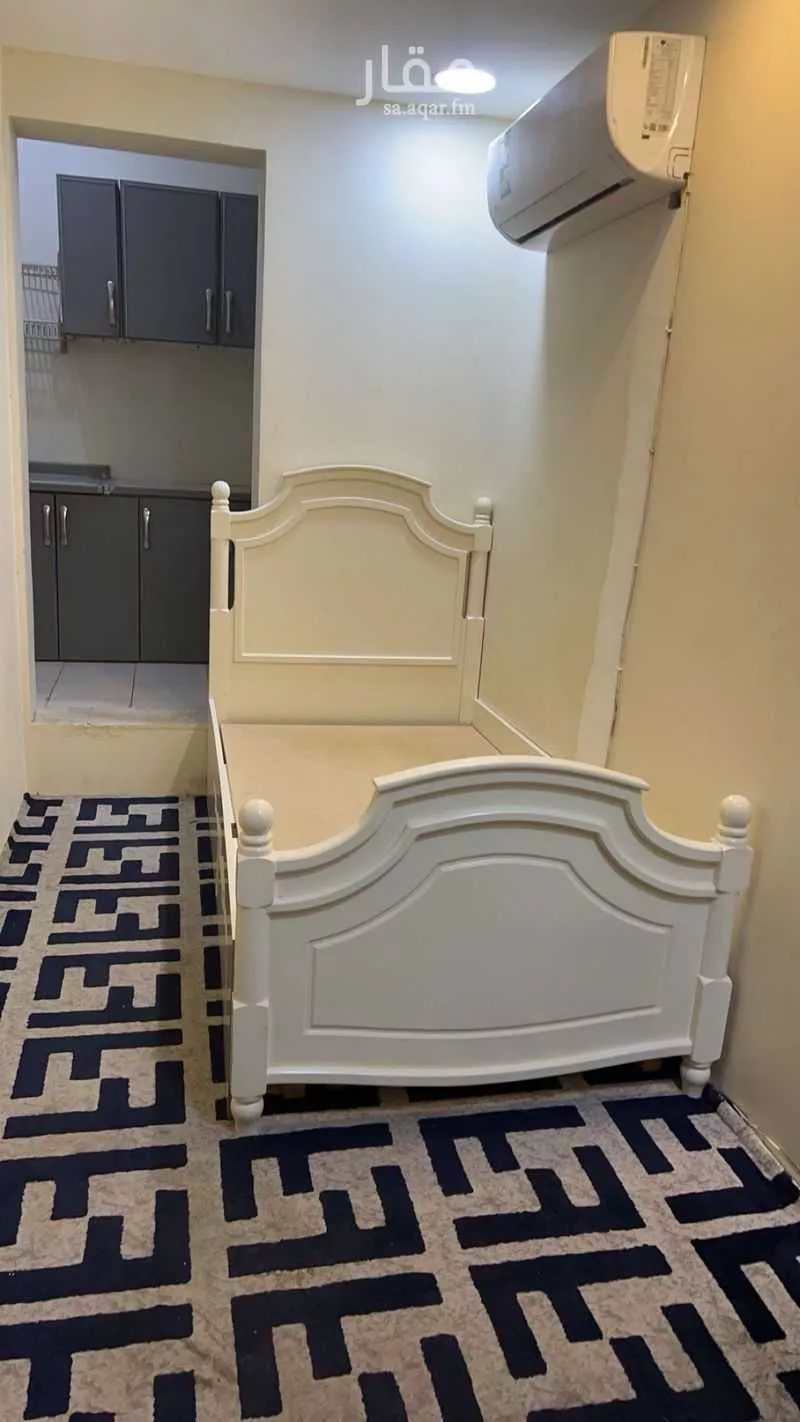 غرفة للإيجار في شارع إسماعيل بن أبي الغنائم, حي المهدية, مدينة الرياض, منطقة الرياض 1 صورة