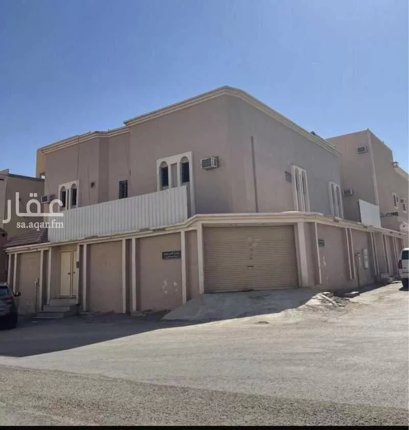 فيلا للبيع في شارع كفر سعد, حي العريجاء الغربي, مدينة الرياض, منطقة الرياض 1 صورة