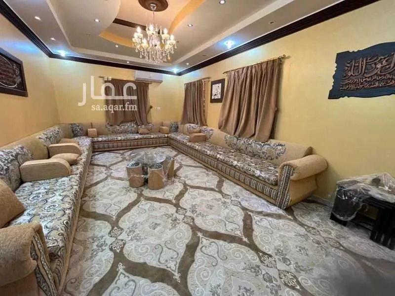 دور للإيجار في شارع ابن الشرقي, حي شعب ذهبان, مدينة خميس مشيط, منطقة عسير 1 صورة