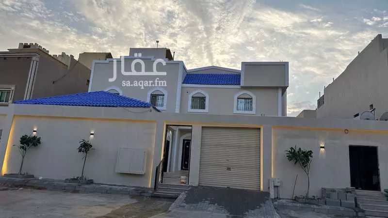 فيلا للبيع في شارع جبل المشائخ, حي القادسية, مدينة الرياض, منطقة الرياض 1 صورة