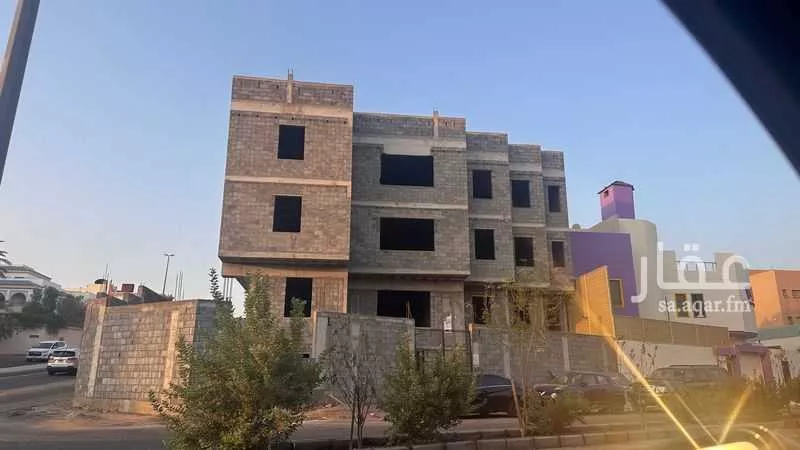 عمارة للبيع في شارع ذبيان ابن ربيعة, حي وادي مهزور, مدينة المدينه المنوره, منطقة المدينة المنورة 1 صورة