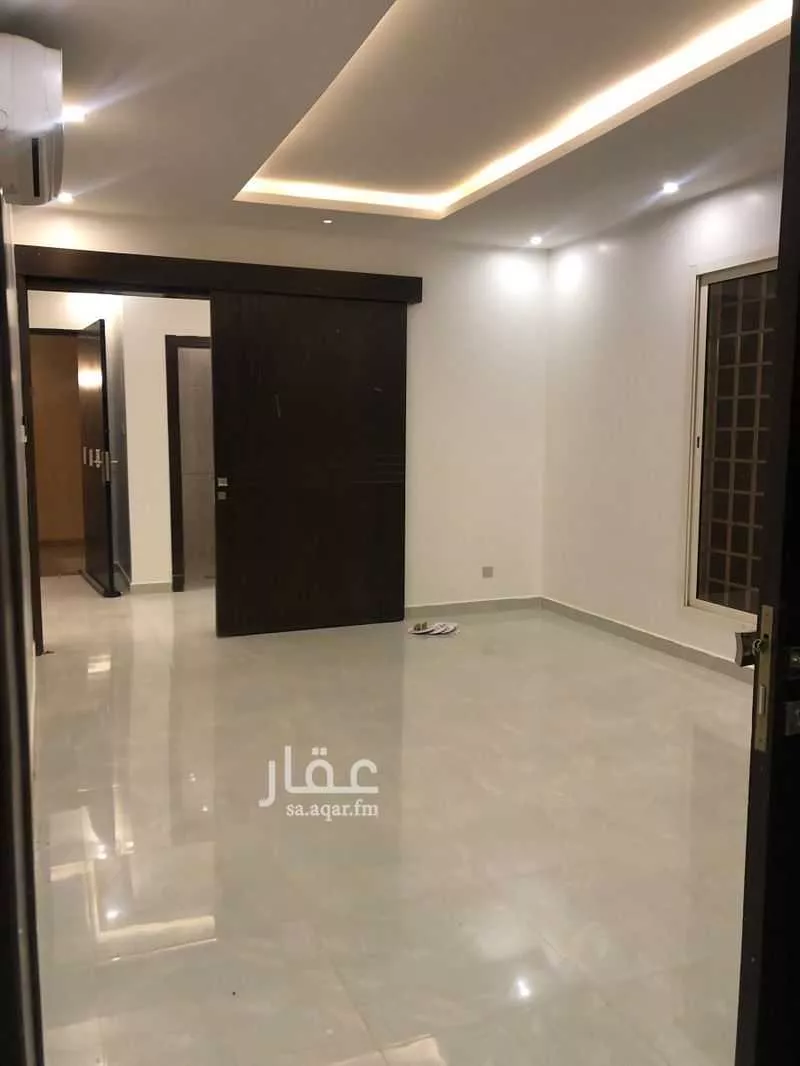 فيلا للبيع في شارع الخازن, حي العارض, مدينة الرياض, منطقة الرياض 1 صورة