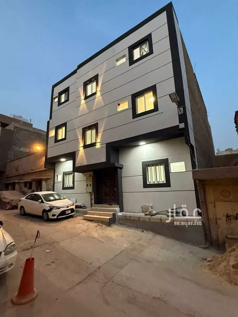 عمارة للبيع في شارع شبابة بن سوار, حي اليمامة, مدينة الرياض, منطقة الرياض 1 صورة