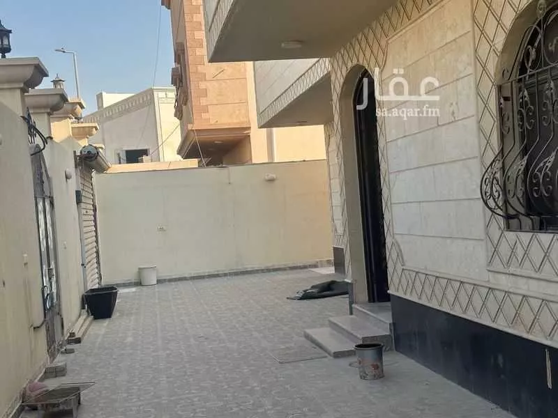 دور للإيجار في شارع ابن المغيرة بن حزم ، حي ضاحية الملك فهد ، الدمام ، الدمام 1 صورة