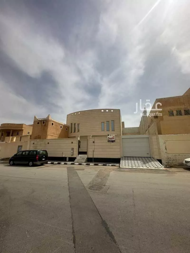 فيلا للبيع في شارع سليمان ناصر الشبيلي, حي الريان, مدينة عنيزه, منطقة القصيم 1 صورة