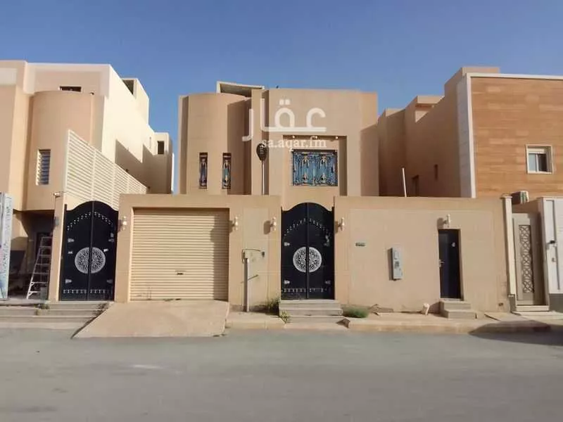 فيلا للبيع في شارع محمد ناصر الحمود, حي القيروان, مدينة الرياض, منطقة الرياض 1 صورة