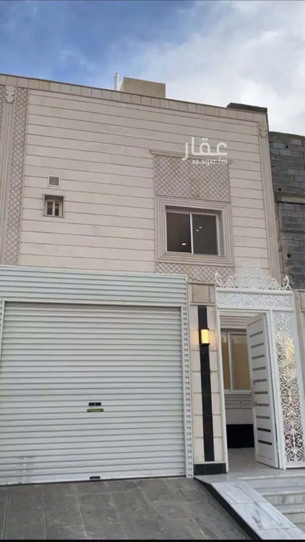 فيلا للبيع في شارع الحكم ابن متعب, حي الاناهي, مدينة المدينه المنوره, منطقة المدينة المنورة 1 صورة