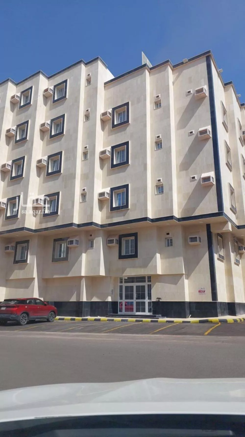 عمارة للبيع في شارع عبدالقدوس ابن بكر, حي الخالدية, مدينة المدينة المنورة, منطقة المدينة المنورة 1 صورة