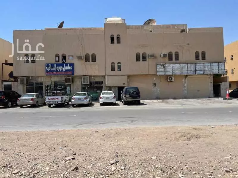 عمارة للبيع في شارع مدينة الزايد, حي العقيق, مدينة الرياض, منطقة الرياض 1 صورة