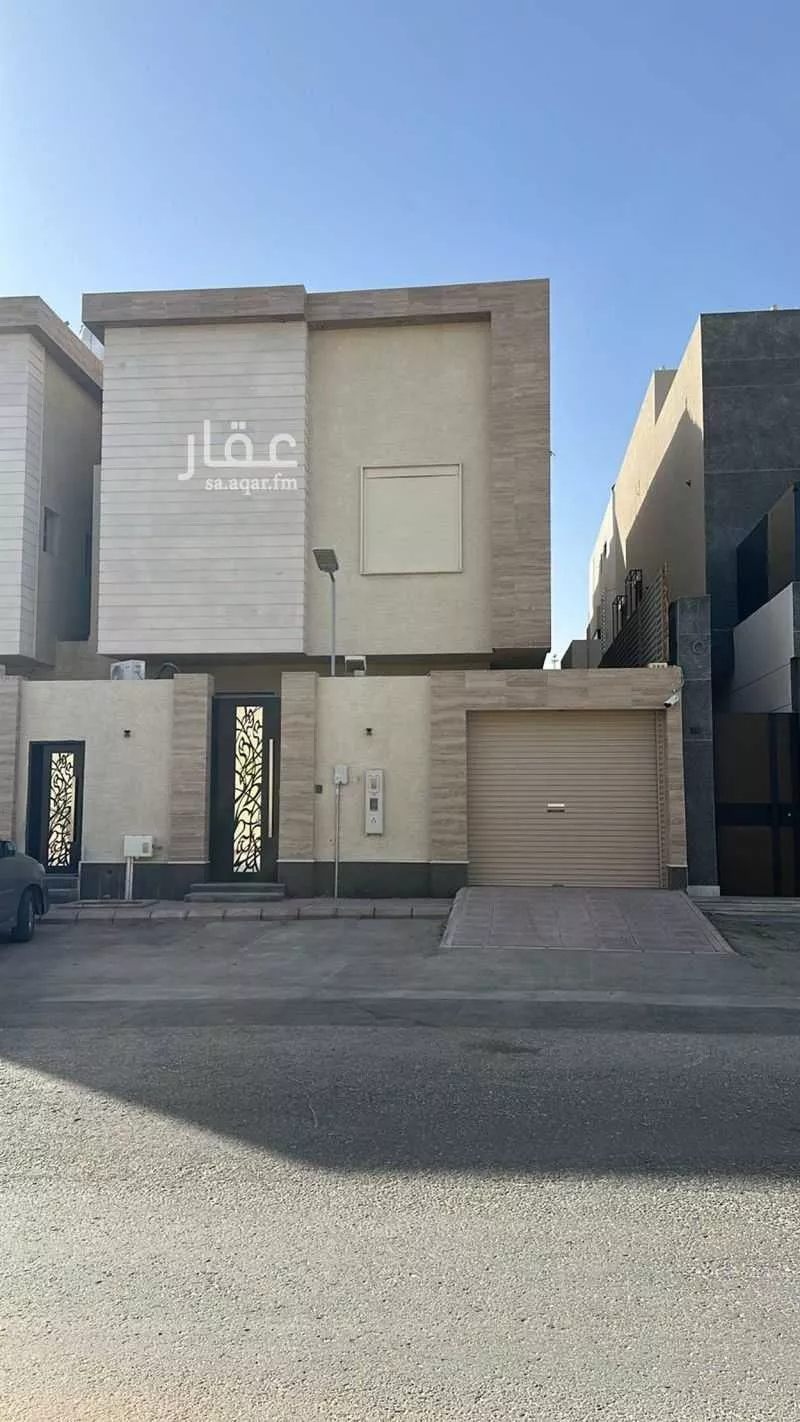 فيلا للإيجار في شارع رقم 319, حي الملقا, مدينة الرياض, منطقة الرياض 1 صورة