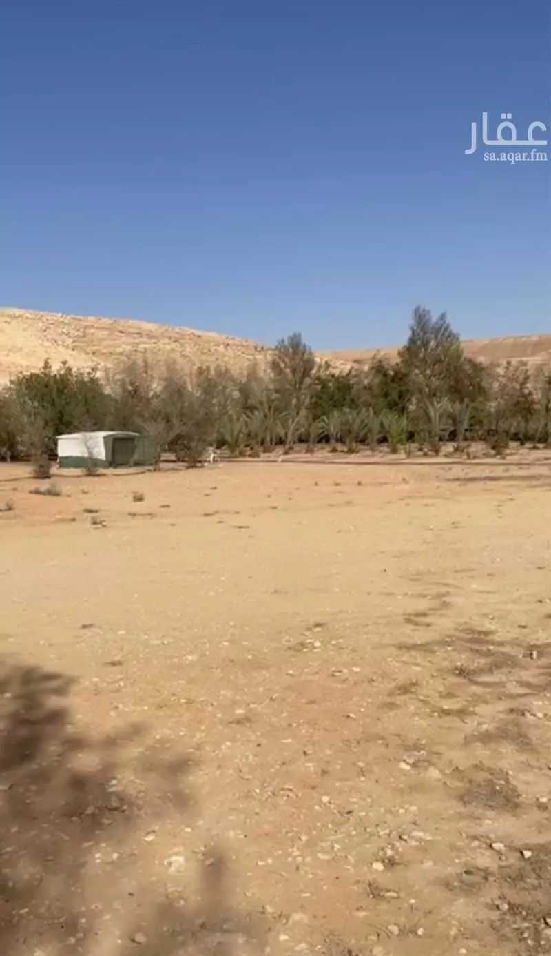 مزرعة للبيع في شارع العماريه , مدينة مخطط استراحات العماريه, منطقة الرياض 1 صورة