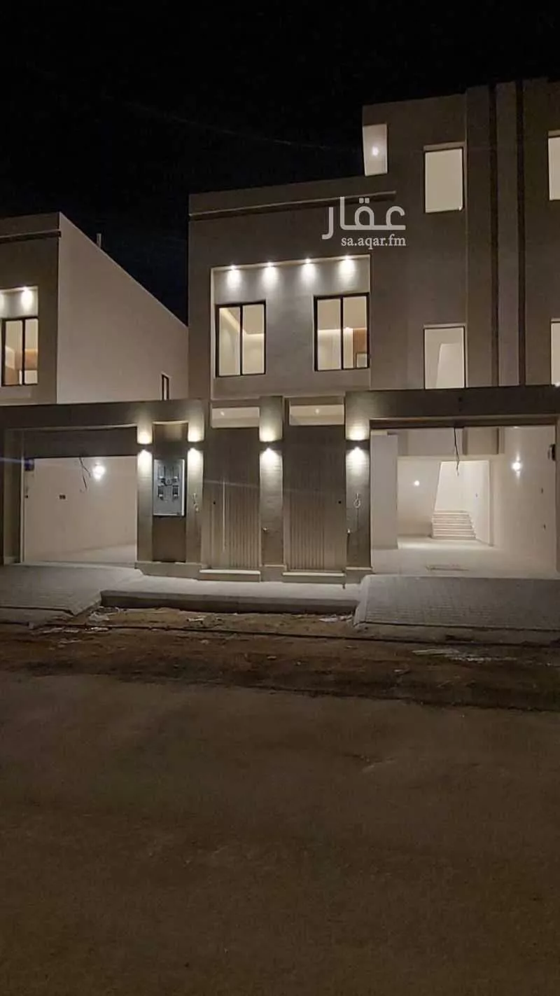 دور للبيع في شارع شمس الدين الحريري, حي عكاظ, مدينة الرياض, منطقة الرياض 1 صورة