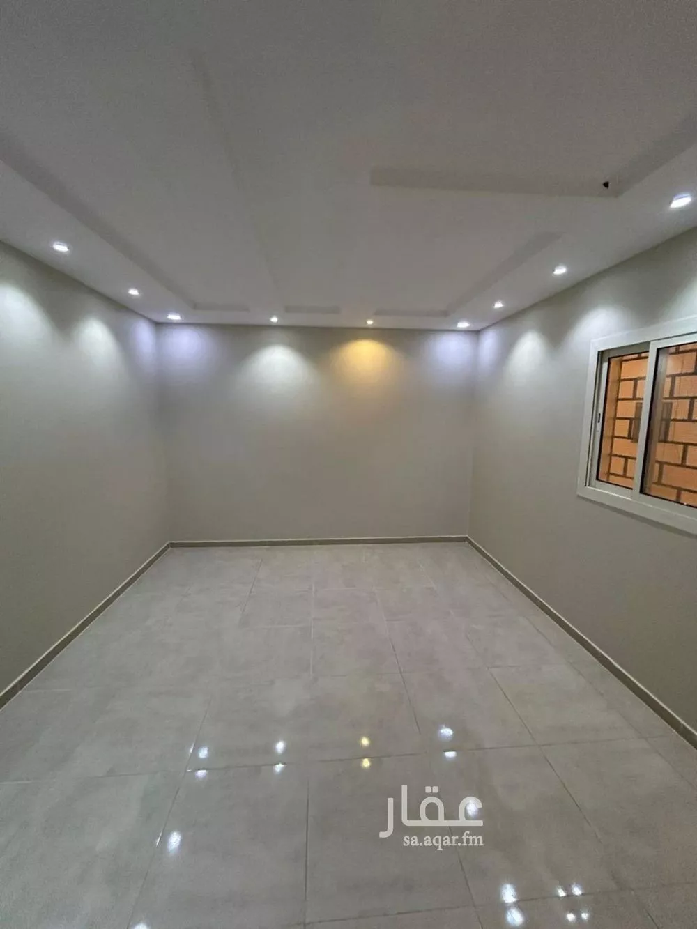 شقة للإيجار في شارع سعيد بن عثمان القرشي, حي المطار, مدينة المدينة المنورة, منطقة المدينة المنورة 1 صورة