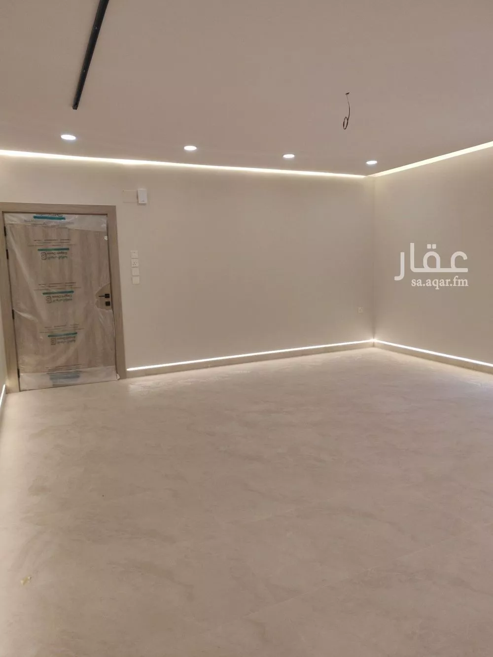 شقة للبيع في شارع الحسن الرامهرمزي, حي الرانوناء, مدينة المدينه المنوره, منطقة المدينة المنورة 1 صورة