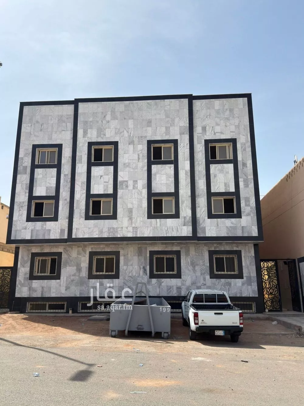 عمارة للإيجار في شارع حامد ابن عمر ابن حفص, حي الروابي, مدينة المدينه المنوره, منطقة المدينة المنورة 1 صورة