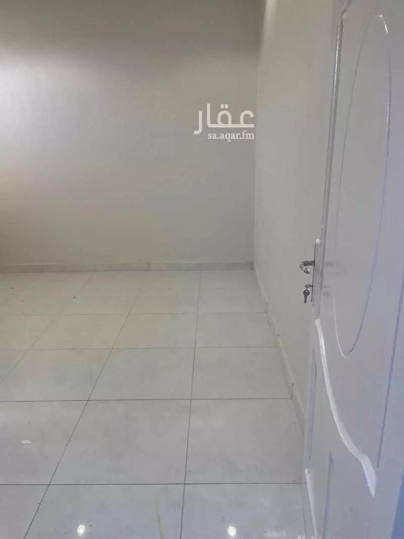شقة للإيجار في شارع اسماعيل بن سعد ، حي السكة الحديد ، المدينة المنورة ، منطقة المدينة المنورة 1 صورة