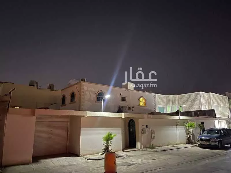 فيلا للبيع في شارع الكوادر, حي الحزم, مدينة الرياض, منطقة الرياض 1 صورة