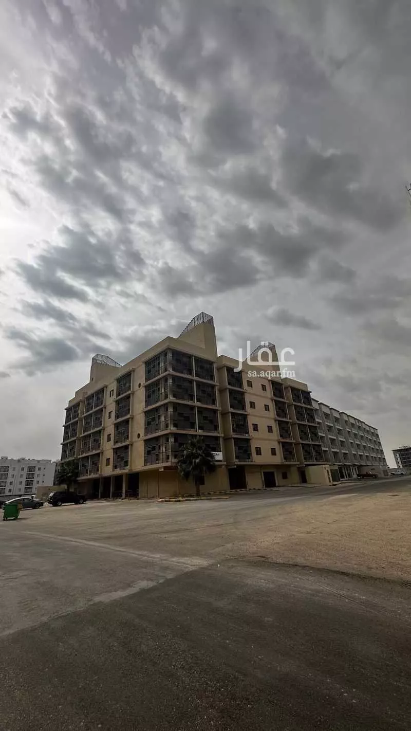 عمارة للإيجار في شارع القرية العليا, حي الحمراء, مدينة الخبر, المنطقة الشرقية 1 صورة