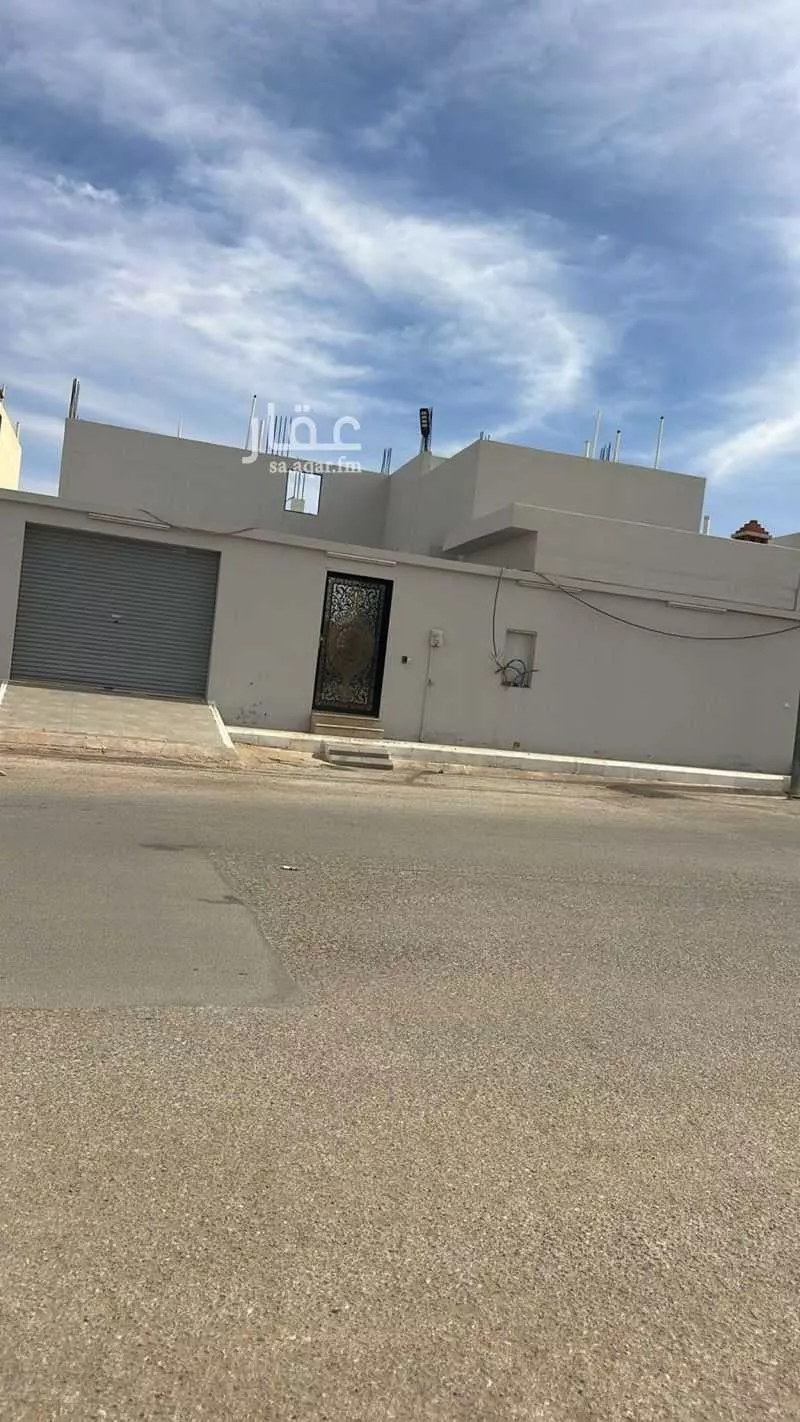 فيلا للإيجار في شارع خالد ابن ابي البكير, حي الضاحي الغربي, مدينة بريدة, منطقة القصيم 1 صورة