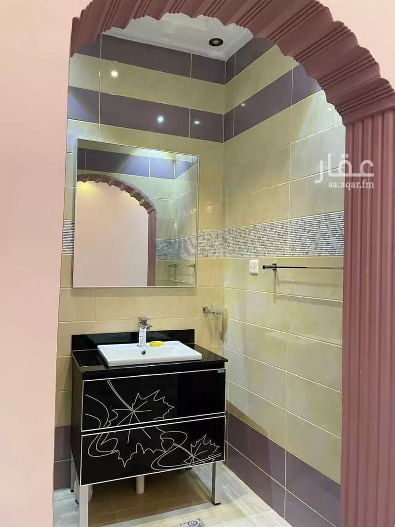 عمارة للبيع في شارع 2625996, حي القراحين, مدينة امارة منطقة مكة المكرمة - الطائف, منطقة مكة المكرمة 1 صورة