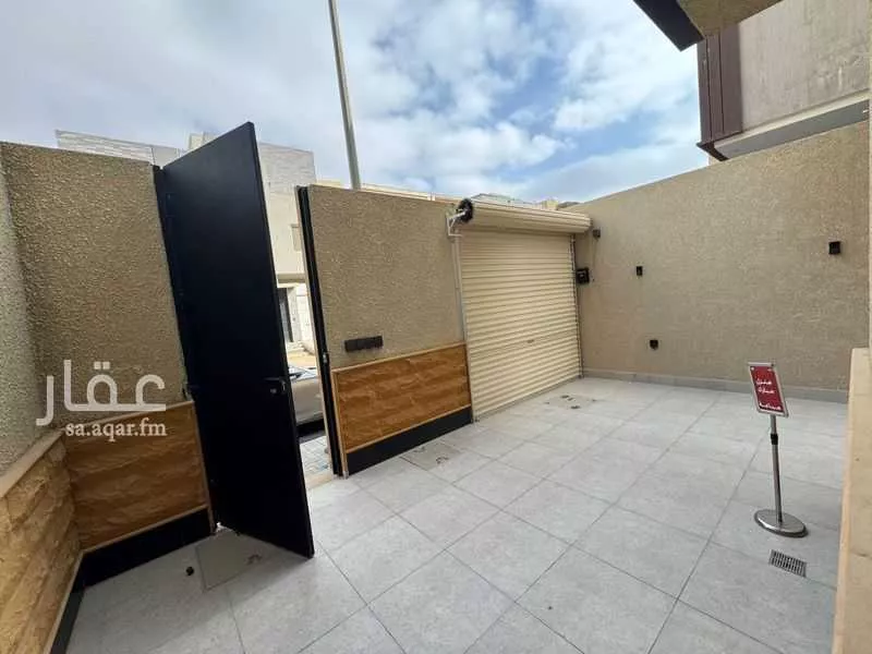 دور للإيجار في شارع أحمد الطرطوشي, حي العارض, مدينة الرياض, منطقة الرياض 1 صورة