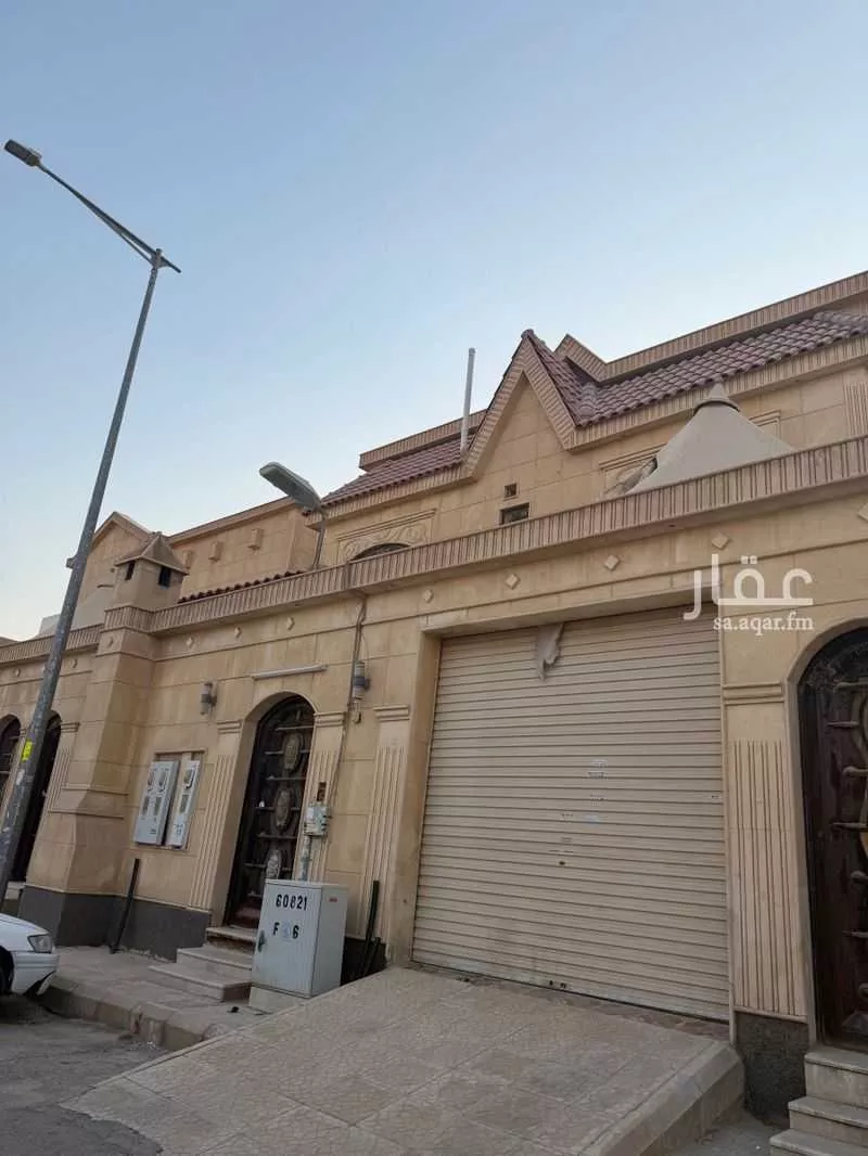 فيلا للبيع في شارع أبي الفرج السمهودي, حي طويق, مدينة الرياض, منطقة الرياض 1 صورة