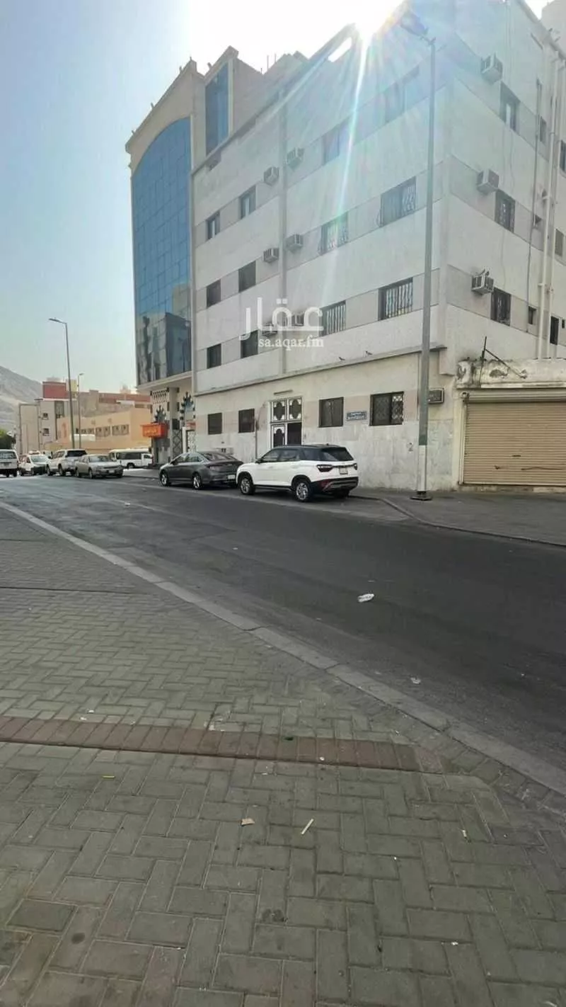 عمارة للبيع في شارع شارع الدعوة, حي الجامعة, مدينة مكه المكرمه, منطقة مكة المكرمة 1 صورة