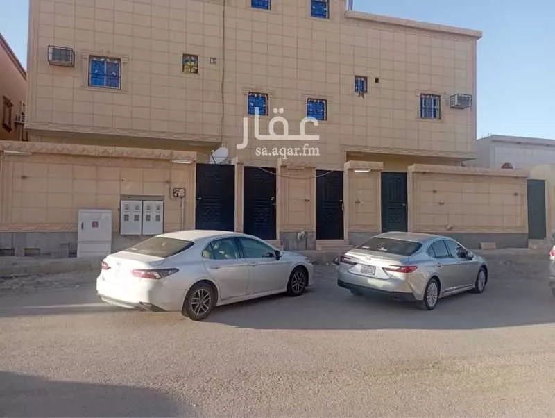 عمارة للبيع في شارع المحمدية 339, حي المحمدية, مدينة حفر الباطن, المنطقة الشرقية 1 صورة