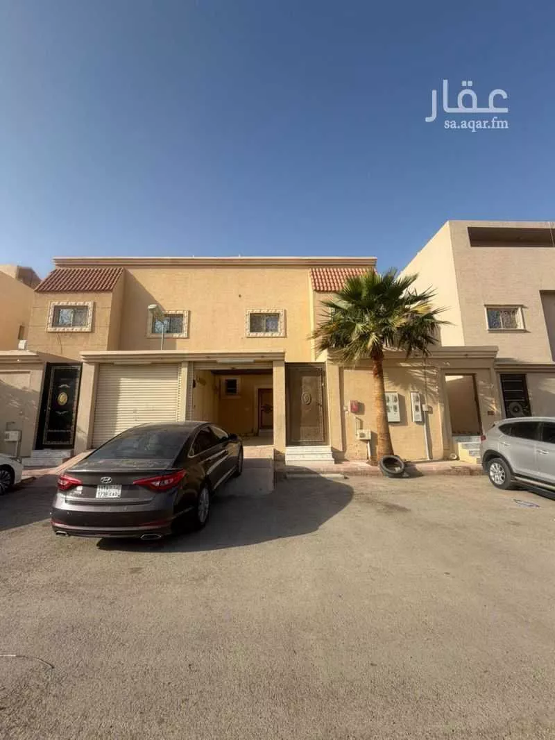 فيلا للإيجار في شارع محمد بن عبدالمنعم الطائفي, حي العريجاء الأوسط, مدينة الرياض, منطقة الرياض 1 صورة