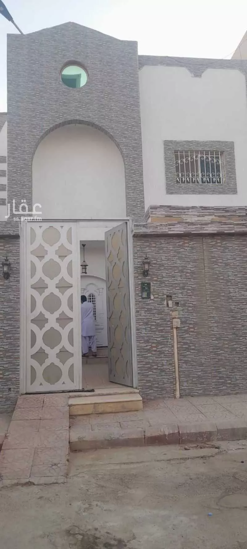 فيلا للإيجار في شارع شهيد الدين ثم الوطن عمر وليد الظاهر, حي الشهداء, مدينة الرياض, منطقة الرياض 1 صورة