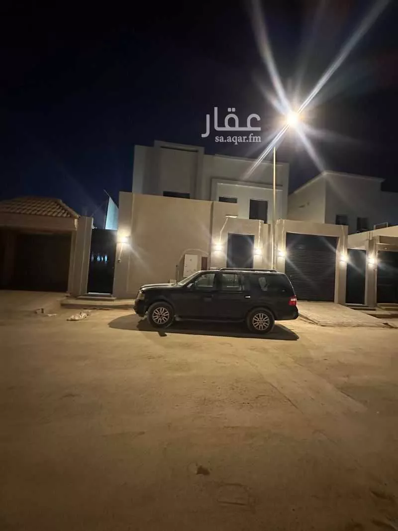 فيلا للبيع في شارع أحمد بن داود المالكي ، حي المعيزلة ، الرياض ، منطقة الرياض 1 صورة