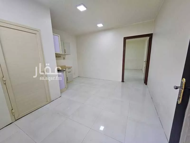 عمارة للإيجار في شارع الحماسة, حي الملقا, مدينة الرياض, منطقة الرياض 1 صورة