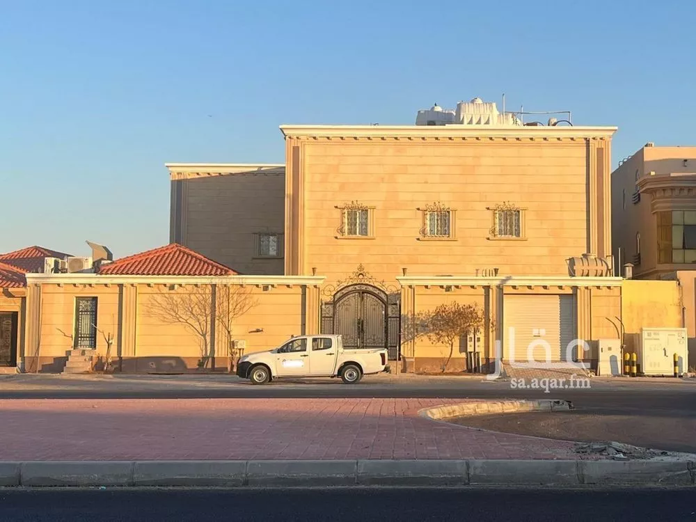 فيلا للبيع في شارع عبدالرحمن ابن شقران, حي النهضة, مدينة الدمام, المنطقة الشرقية 1 صورة