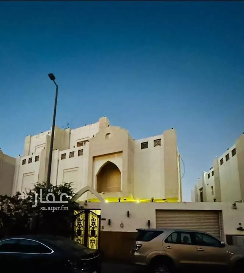فيلا للبيع في شارع محمد بن الطويل القرشي ، حي الياقوت ، جدة ، جدة 1 صورة
