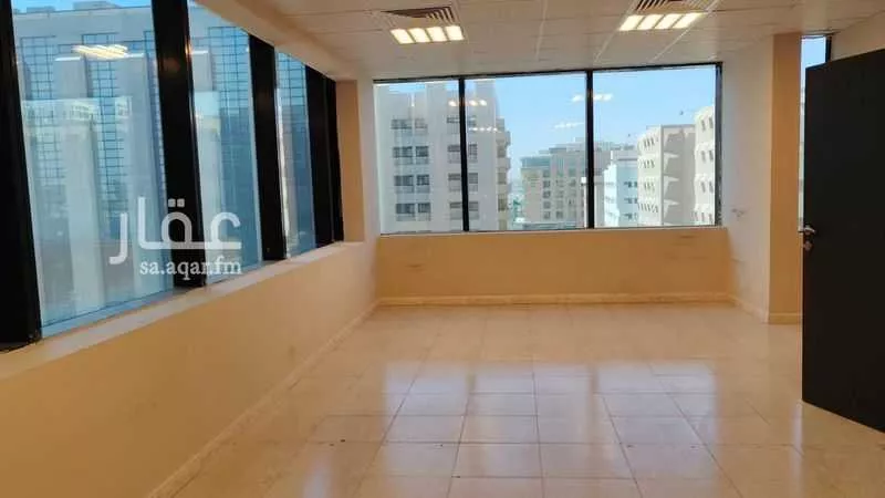 عمارة للإيجار في شارع العليا, حي العليا, مدينة الرياض, منطقة الرياض 1 صورة