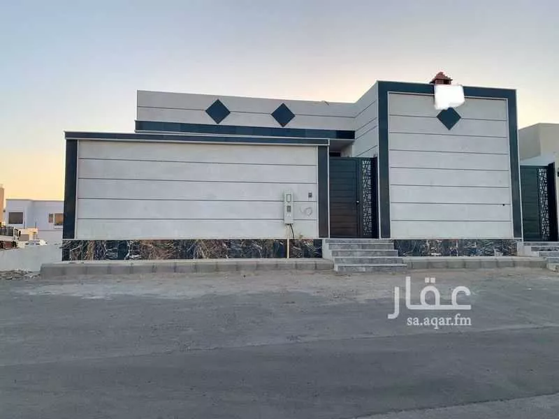دور للبيع في شارع محمد كمال الدين الفارسي, حي غرناطة, مدينة تبوك, منطقة تبوك 1 صورة