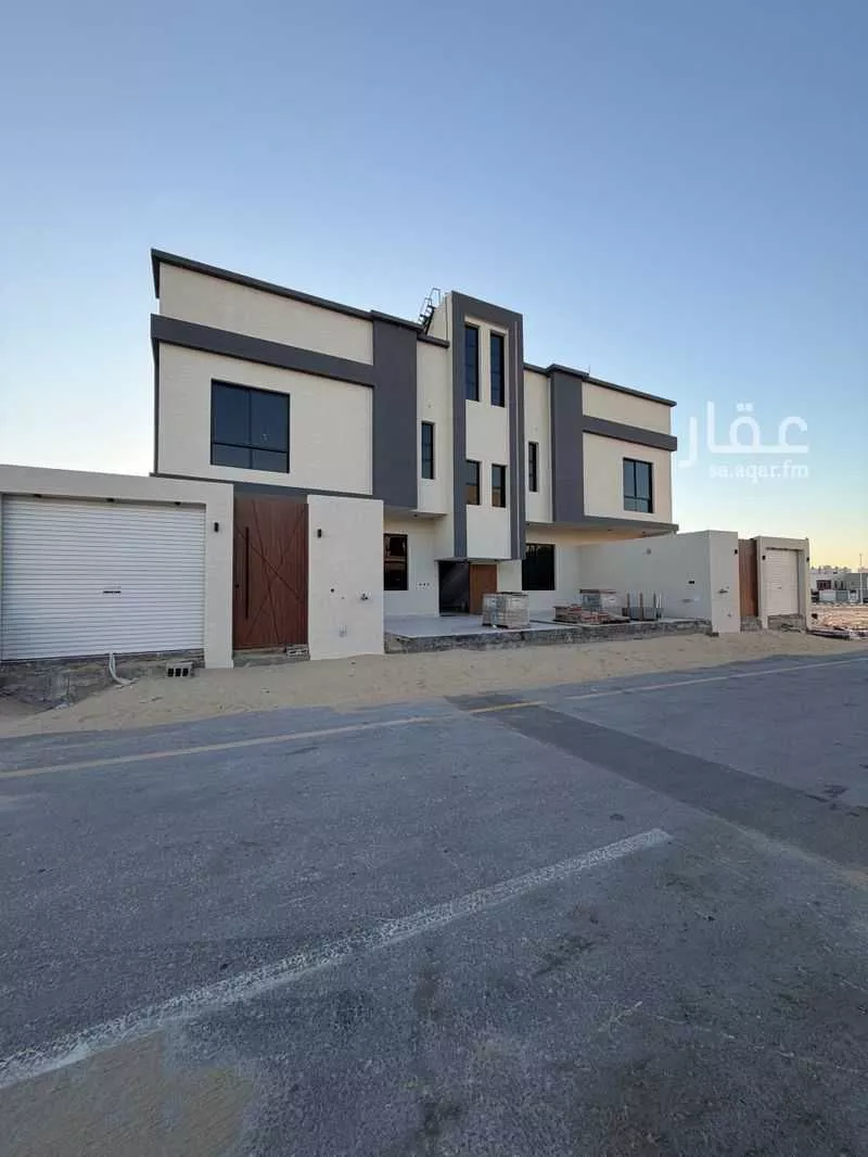 فيلا للبيع في حي طيبة, مدينة الدمام, المنطقة الشرقية 1 صورة