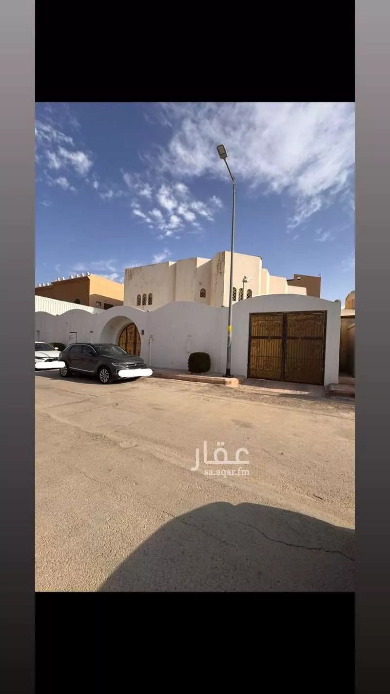 فيلا للبيع في شارع شهيد الدين ثم الوطن صالح عوضة الزهراني, حي الشهداء, مدينة الرياض, منطقة الرياض 1 صورة