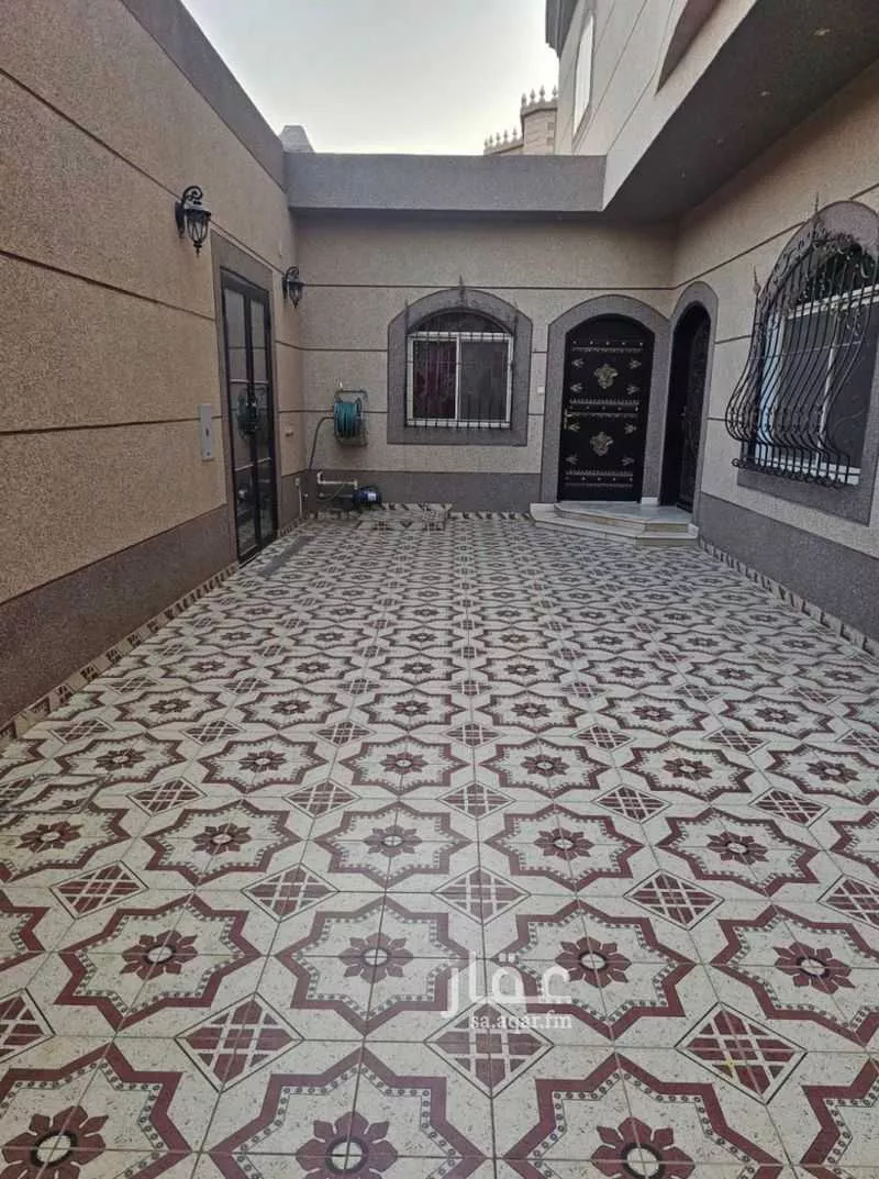 فيلا للإيجار في شارع ال عبدالقادر, حي سلطانة, مدينة الرياض, منطقة الرياض 1 صورة