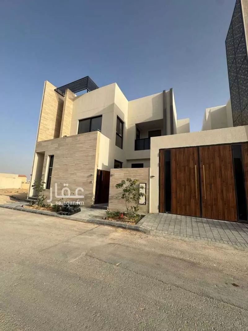 فيلا للبيع في شارع لطف بن سعد السميني, حي المهدية, مدينة الرياض, منطقة الرياض 1 صورة