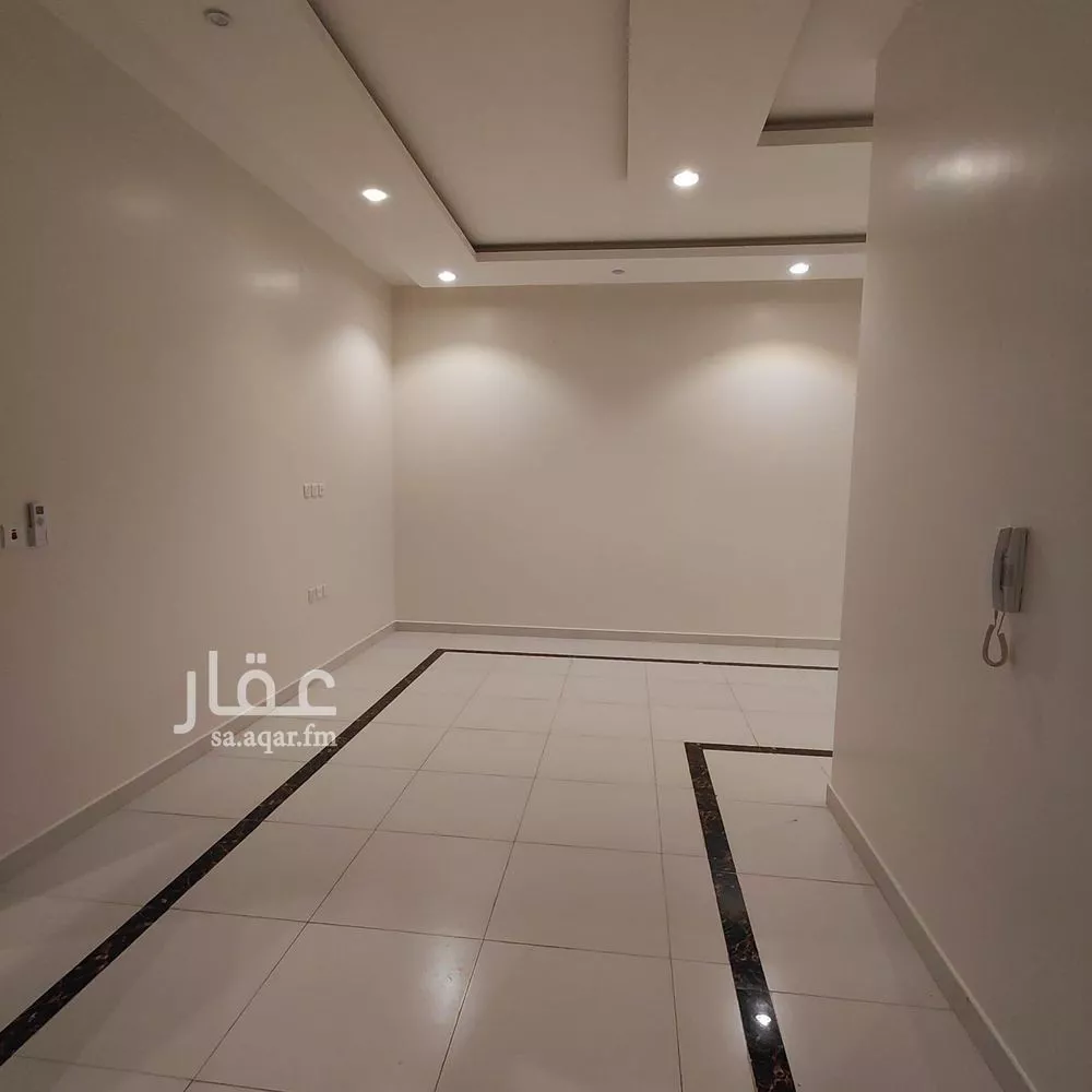 شقة للإيجار في شارع شهيد الدين ثم الوطن ناصر محمد العثمان, حي الشهداء, مدينة الرياض, منطقة الرياض 1 صورة