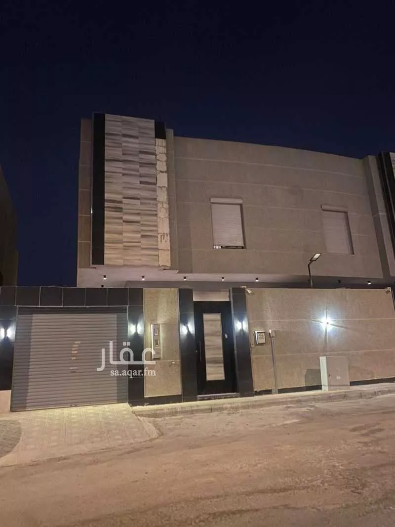 فيلا للبيع في شارع مصطفى بن محمد العروسي, حي القيروان, مدينة الرياض, منطقة الرياض 1 صورة