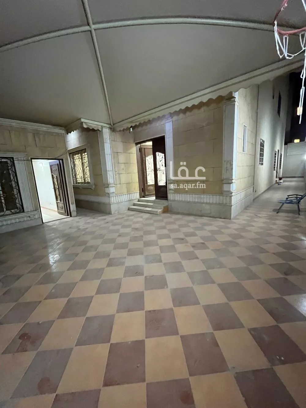 فيلا للبيع في شارع عبدالله بن المغيرة, حي إشبيلية, مدينة الرياض, منطقة الرياض 1 صورة