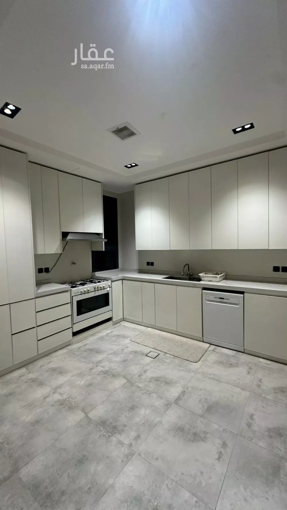 دور للإيجار في شارع الشعلة, حي اليرموك, مدينة الرياض, منطقة الرياض 1 صورة