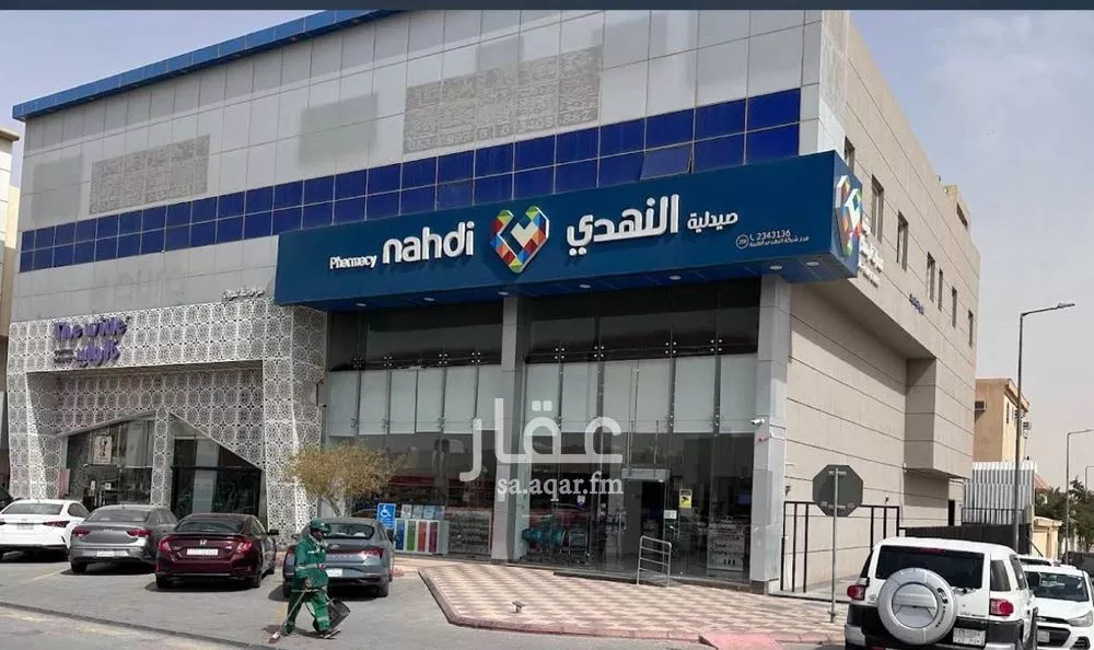 مكتب تجاري للإيجار في شارع الصحابة, حي إشبيلية, مدينة الرياض, منطقة الرياض 1 صورة
