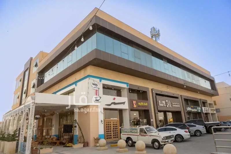 مكتب تجاري للإيجار في شارع ابي بكر الصديق, حي العارض, مدينة الرياض, منطقة الرياض 1 صورة